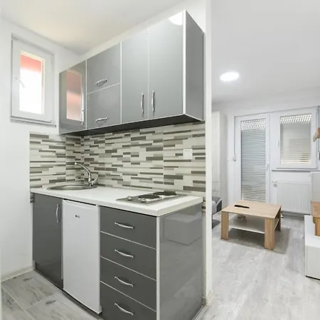 Elem Apartment
